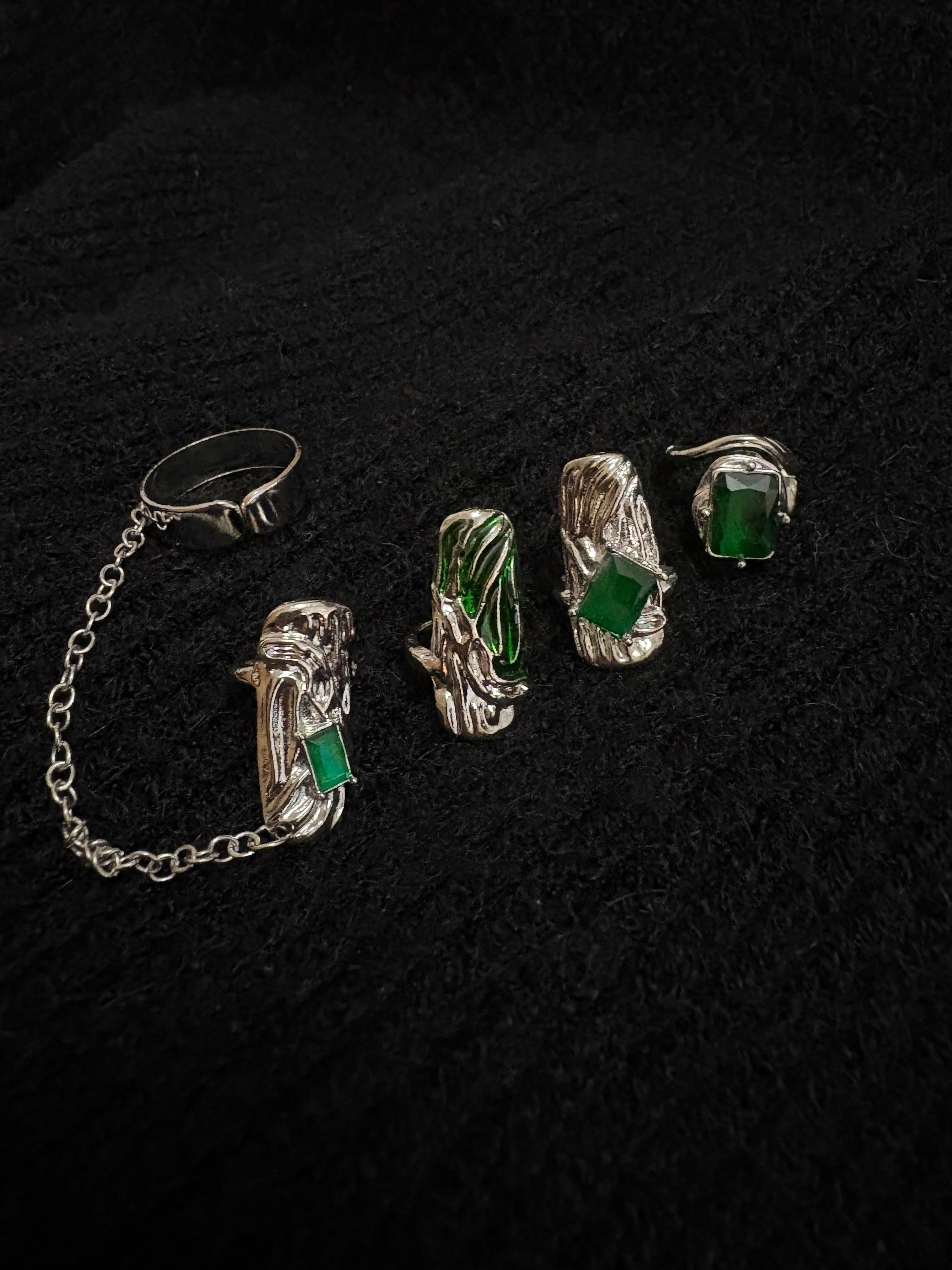 Cyber Elf Handmade 4Pcs Green Snake 2-in-1 Nail Ring Set: Cyberpunk Joint Armor Ring in White Plated Copper & Zircon