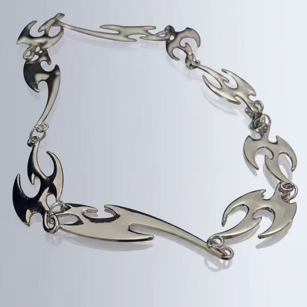 Molten Anima | Flame Spine Hardware Choker