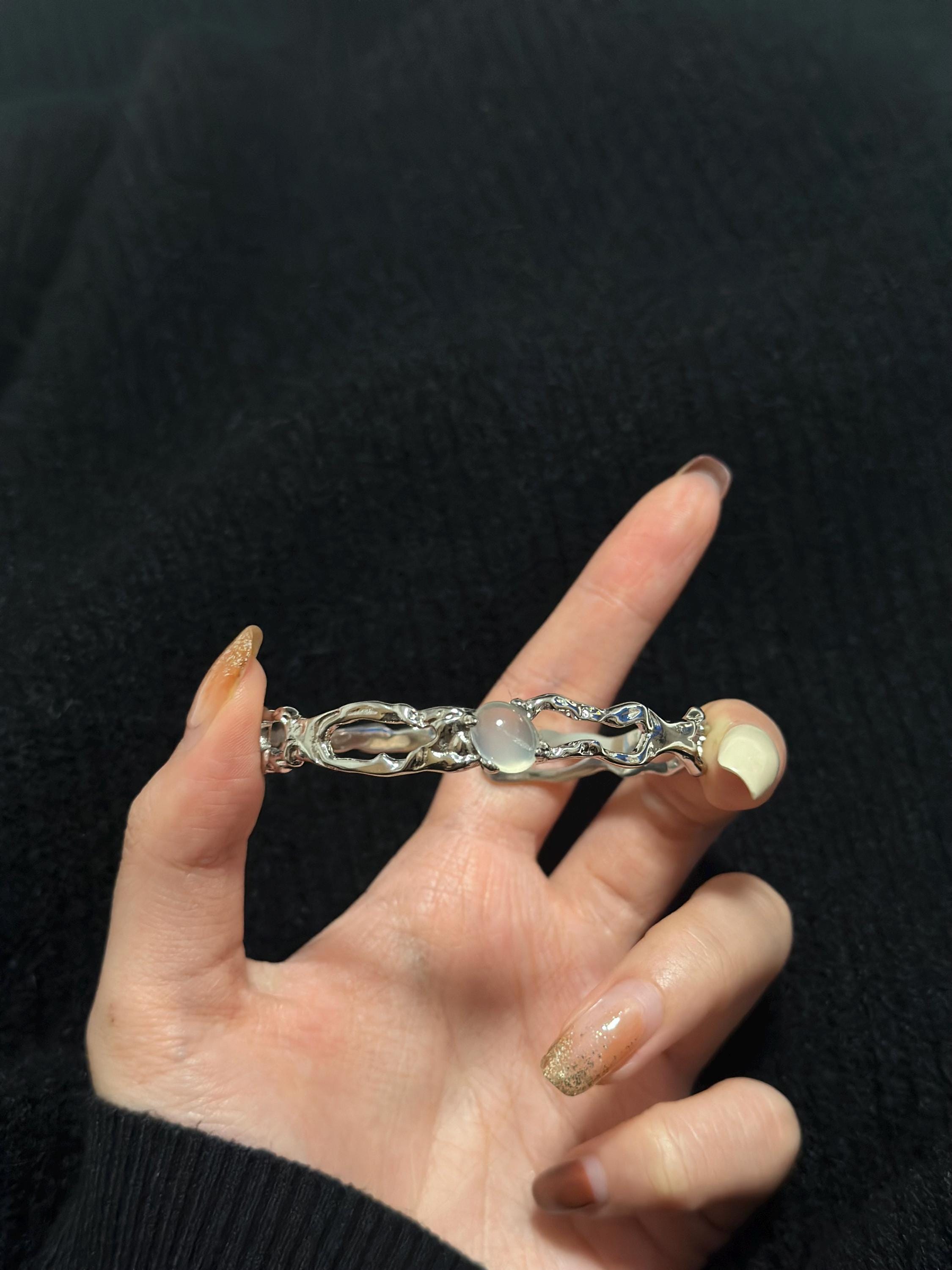 Silver Finish Gemstone bracelet Chunky Statement bracelet Liquid Metal Thorns bracelet Jewellery Gift For Her Birthday handmade melted metal