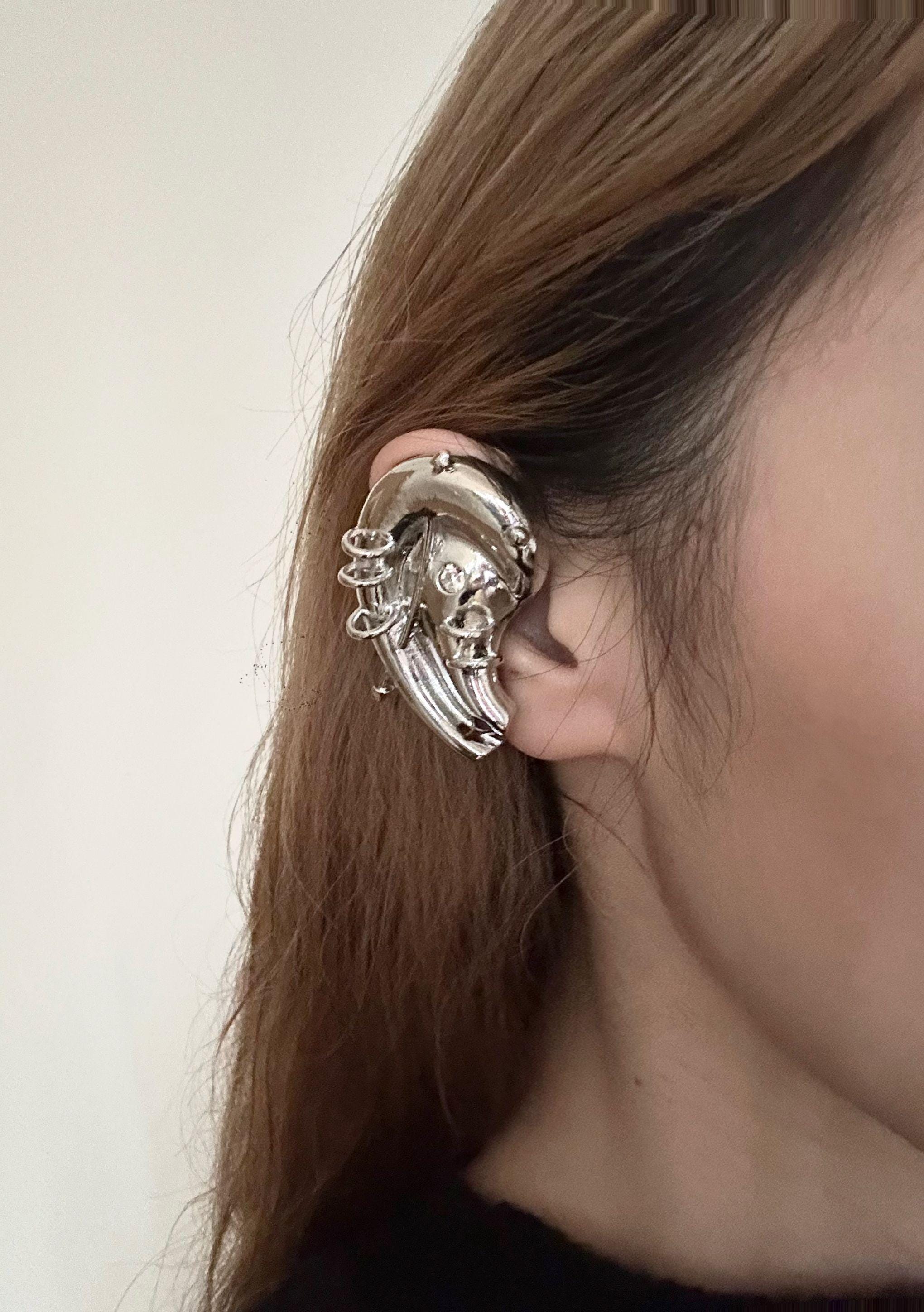 Cyberpunk Thorns Spike Ear Cuff Piercing Style Metal Clip On Earring Y2K Punk Jewelry Unisex No Piercing Ear Clip Halloween Gift for Her Him