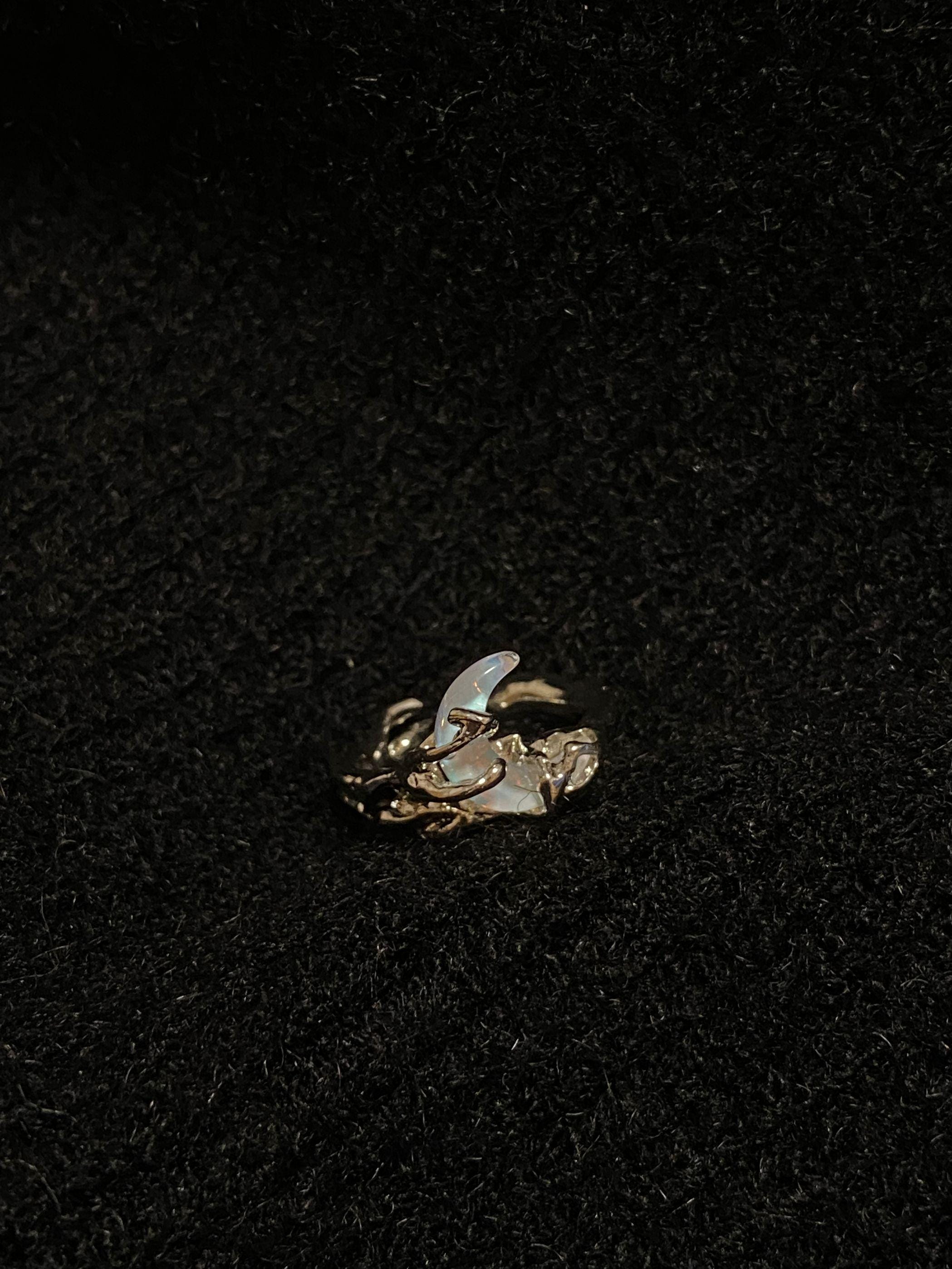 Handcrafted Silver Moon Ring with Melted Metal Details - Perfect Birthday Gift for Her