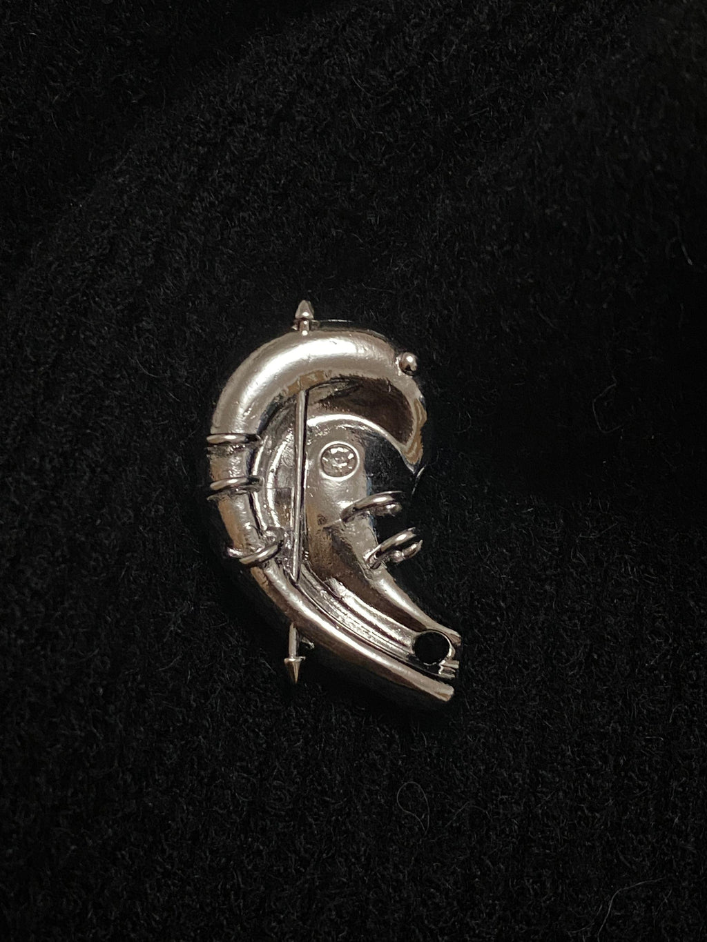 Ear cuff | silver | Cybernicho | Molten Mecha Spiked Thorn Ear Armor | non-piercing-adjustable-mechanical-clip-on
