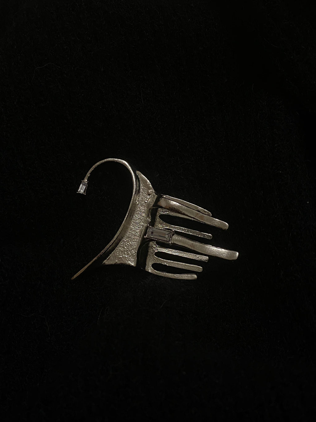 Ear Hook | silver | Cybernicho | Molten Elf Cybernetic Hair-Tuck Ear Cuff | no-piercing-fantasy-jewelry-accessory