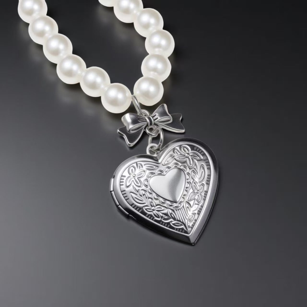 Necklaces | pearl-silver | Cybernicho | Relic Heart Pearl Bow | dark-academia-aesthetic