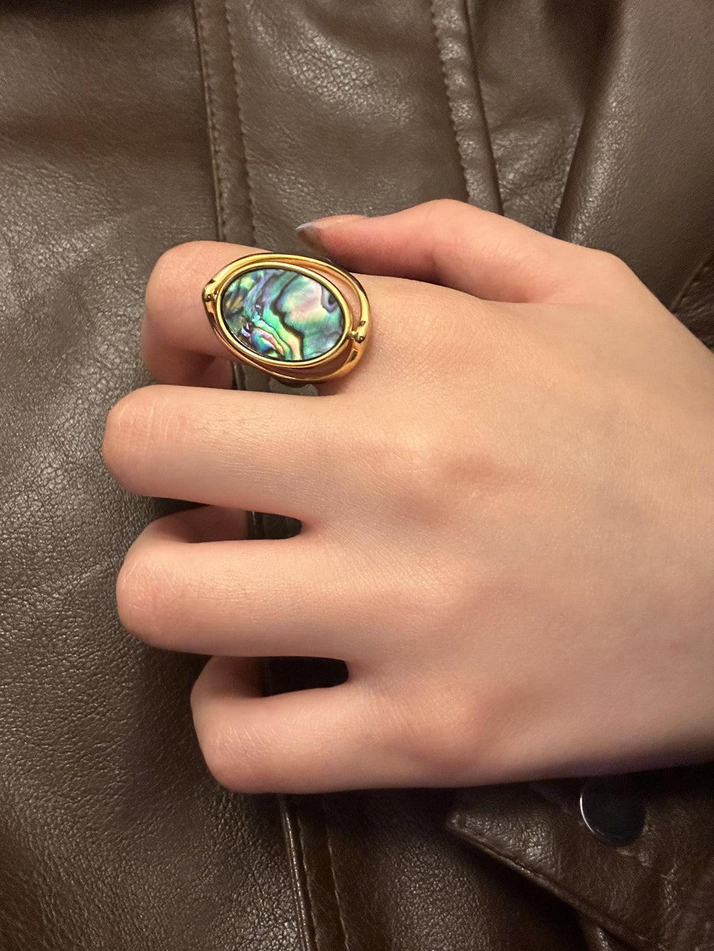 Rings | gold | Cybernicho | Molten Gyro Rotatable Abalone Shell Ring | kinetic-jewelry-double-sided-mother-of-pearl