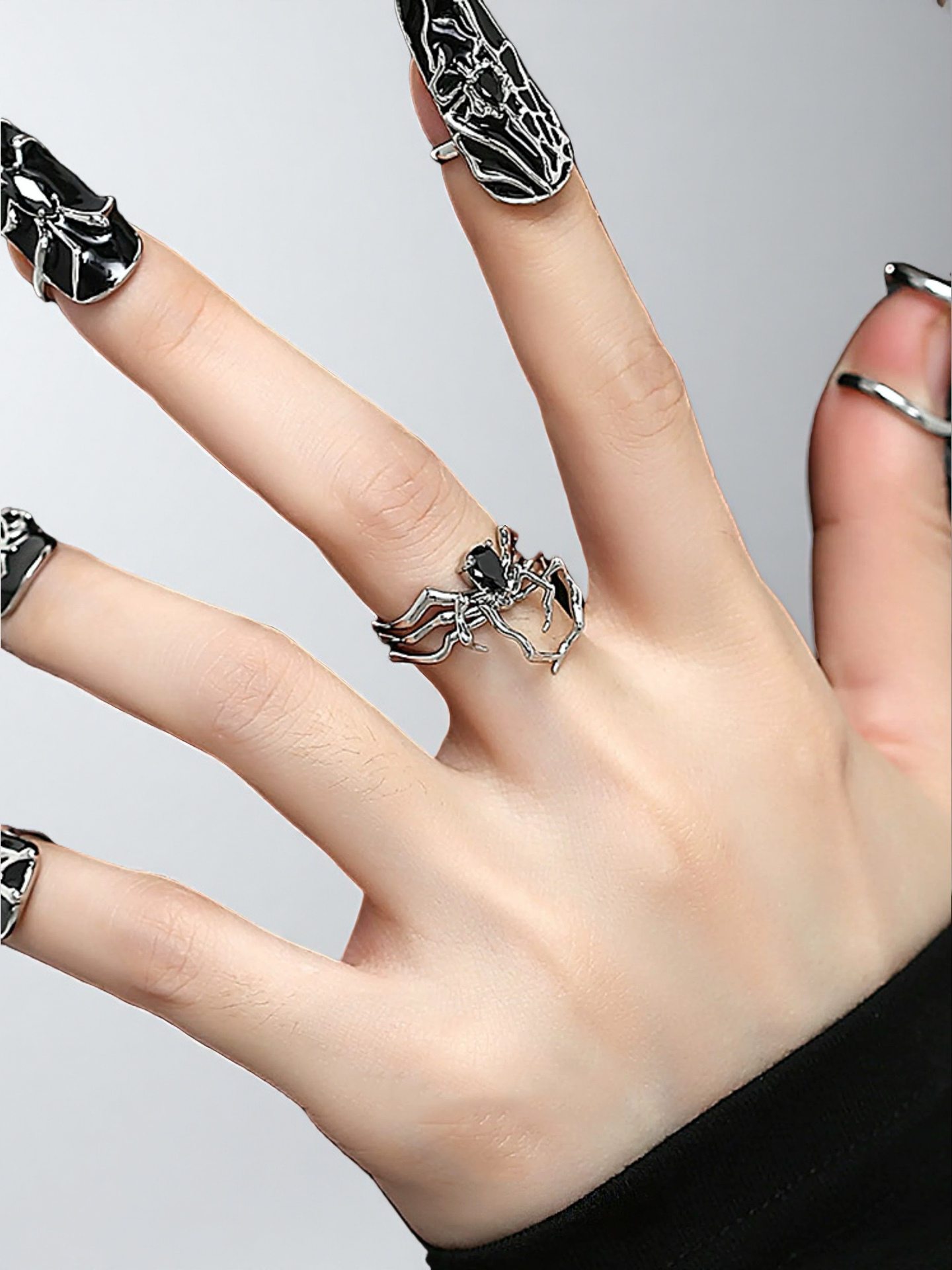 Rings | silver | Cybernicho | Molten Arachnid Mechanical Spider Nail Armor | 5pcs-set-liquid-metal-spider-theme-jewelry