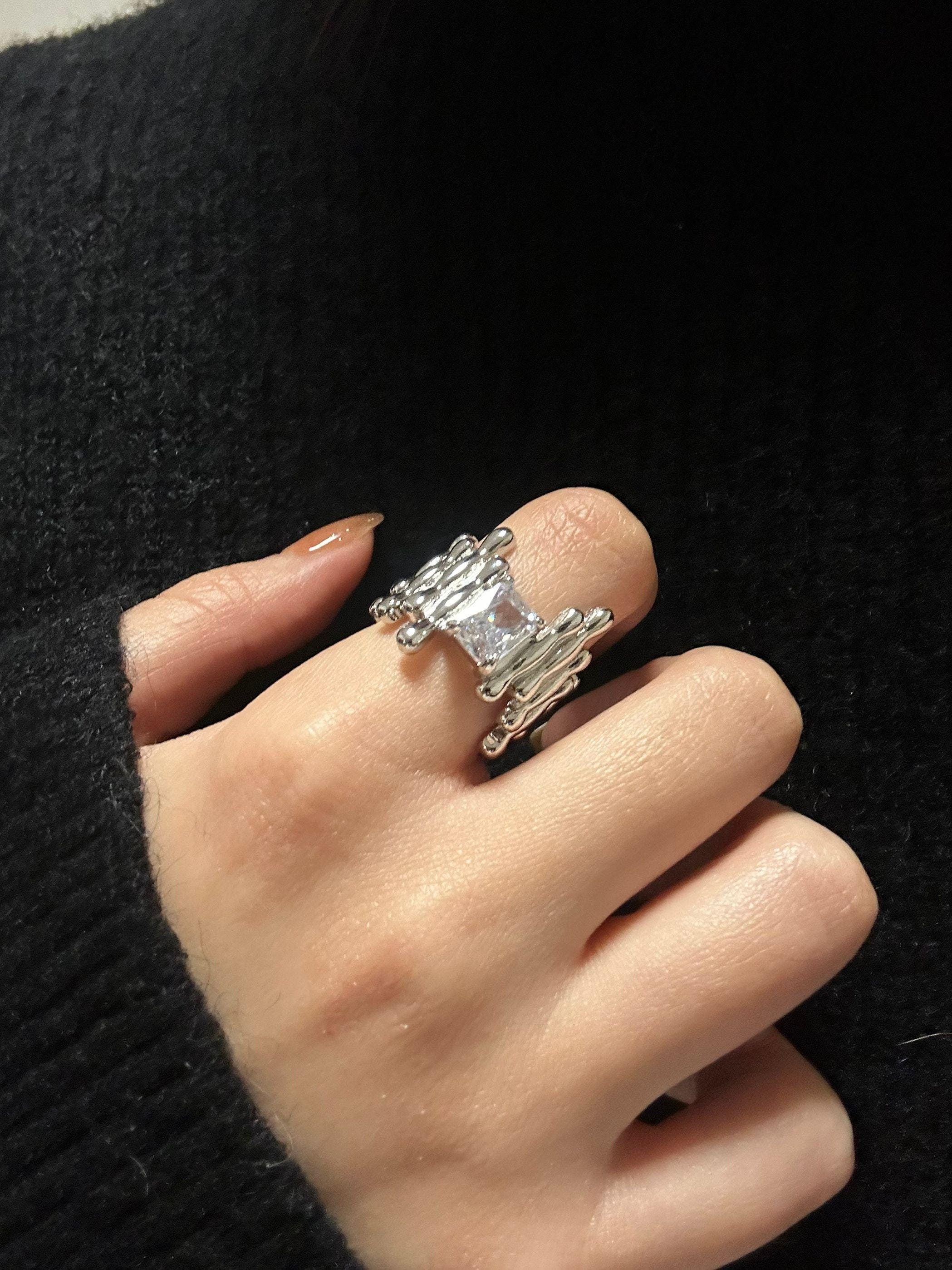 Rings | silver | Cybernicho | Molten Prism Geometric Ring | liquid-metal-gemstone-handmade-jewelry