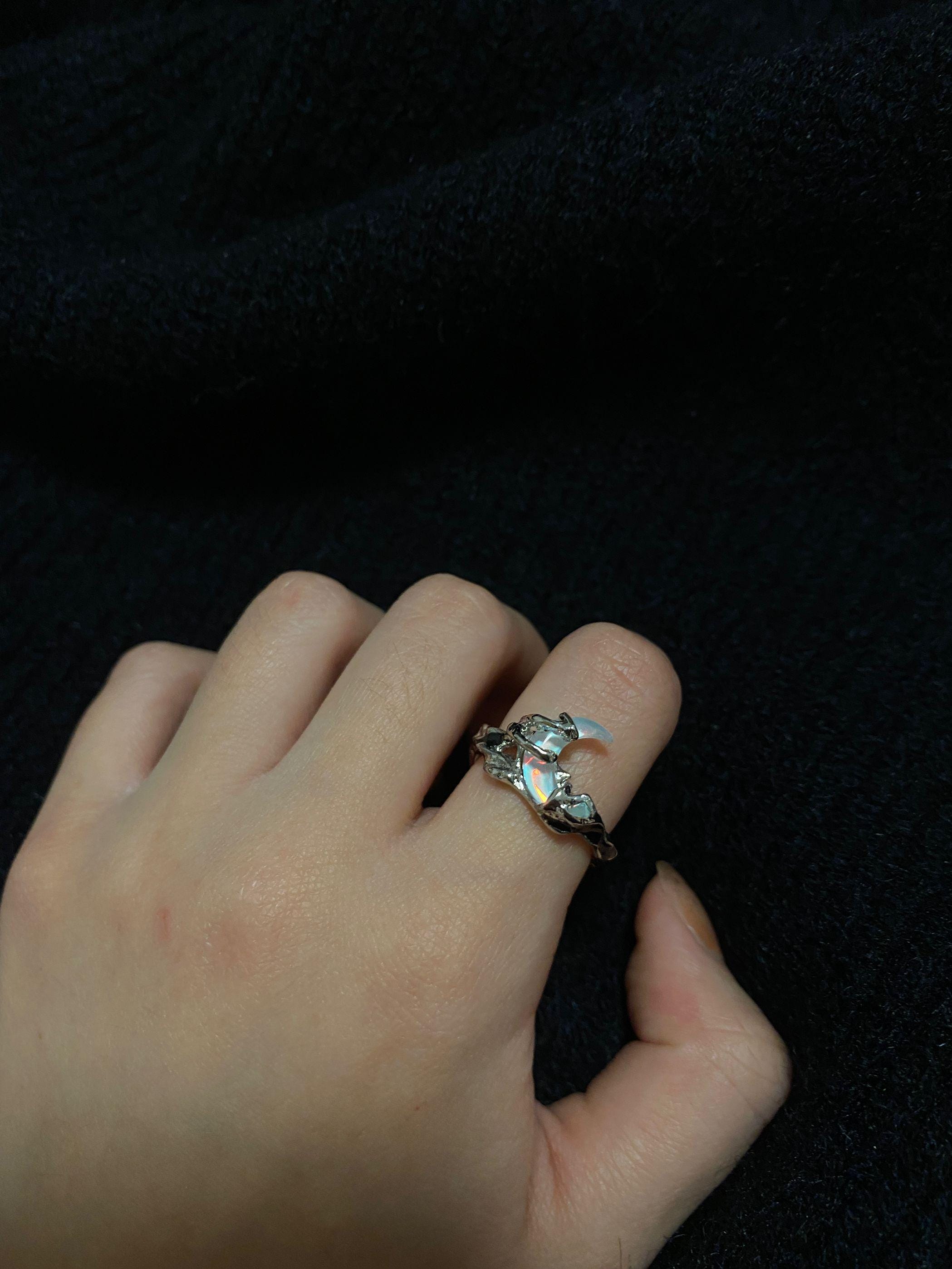 Rings | silver | Cybernicho | Molten Lunar Thorns Moon Ring | color-shift-catseye-gemstone-melted-metal-jewelry
