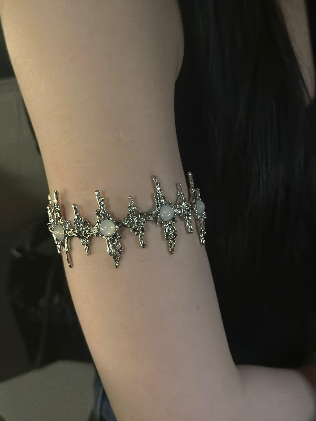 White Agate Arm Cuff: Liquid Silver Star Bracelet, Y2K Unisex Jewelry