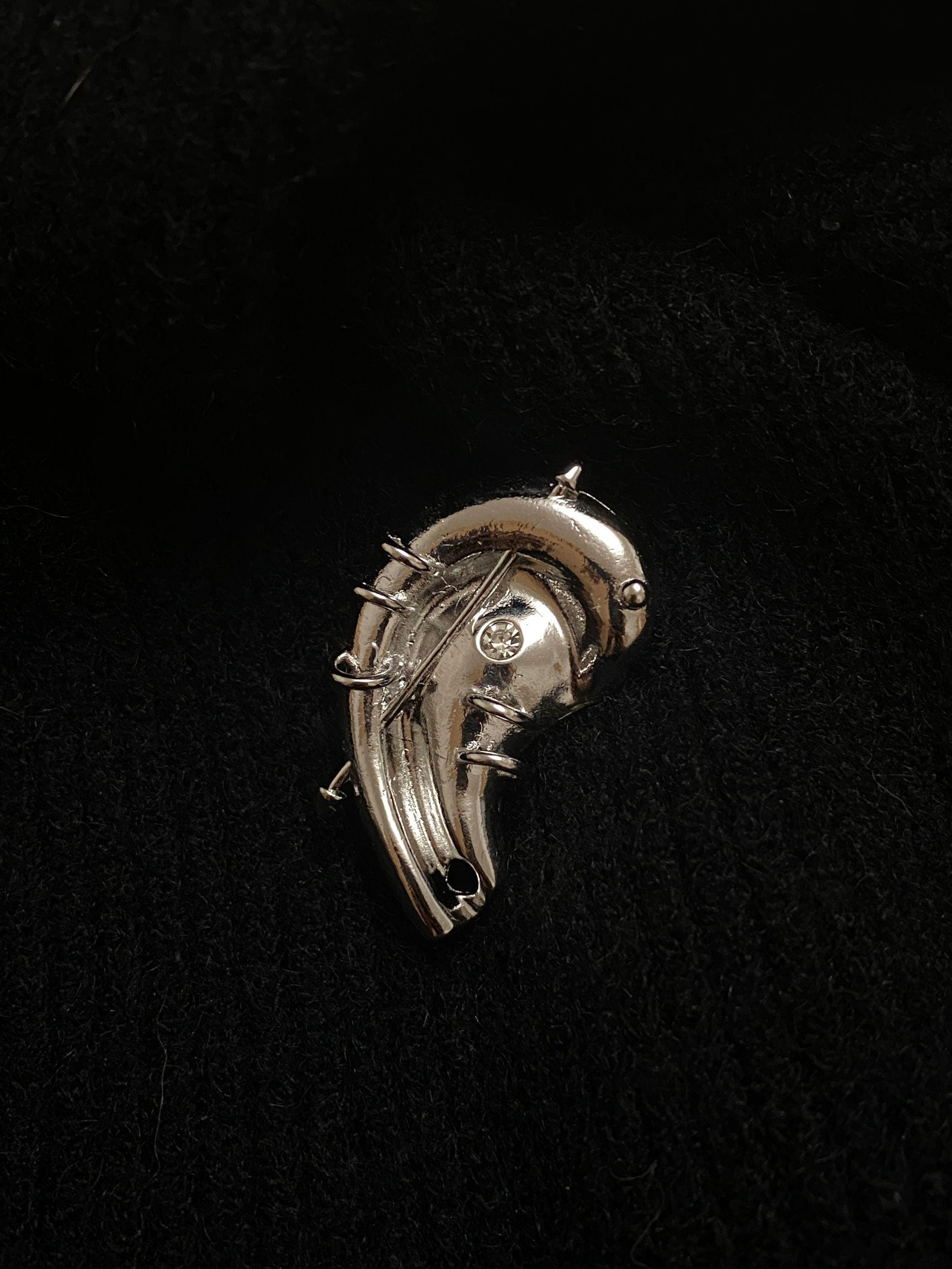 Cyberpunk Thorns Spike Ear Cuff Piercing Style Metal Clip On Earring Y2K Punk Jewelry Unisex No Piercing Ear Clip Halloween Gift for Her Him