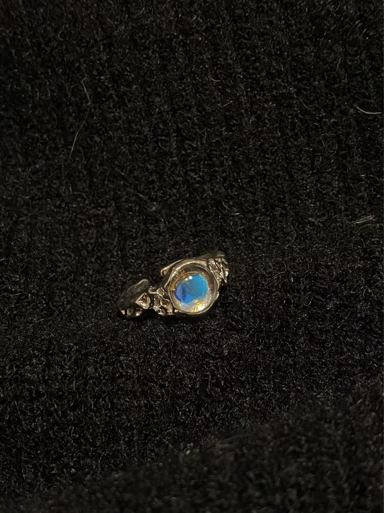 Silver Star Gemstone Ring Chunky Statement Ring Jewellery Liquid Metal Moonstone Ring Gift For Her Birthday handmade melted metal
