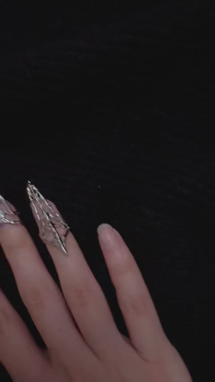 Molten Skeletal Bone & Ice Nail Armor Set